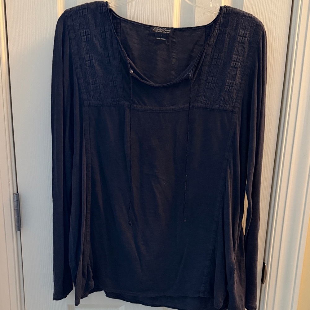Lucky Brand Navy Embroidered Yoke Long Sleeve Top Women’s Size Large